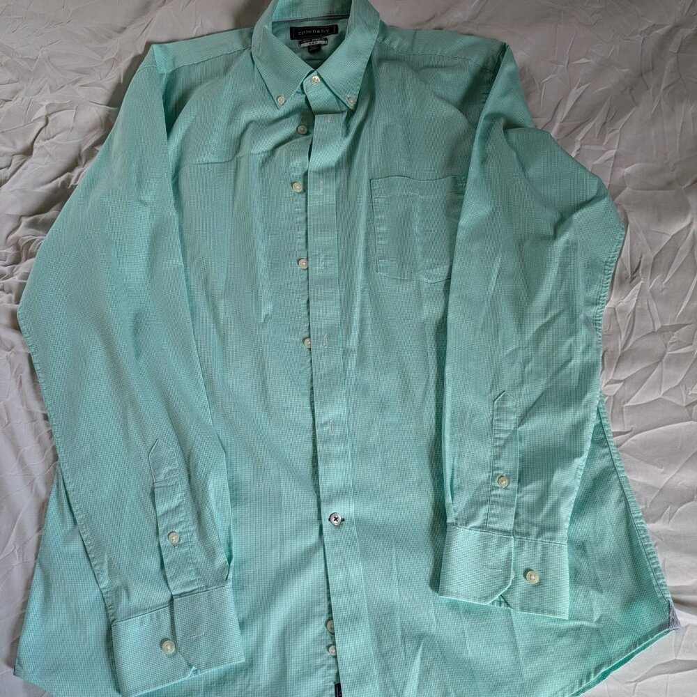 crown & ivy Slim Fit Button-Down Bundle - Picture 3 of 7